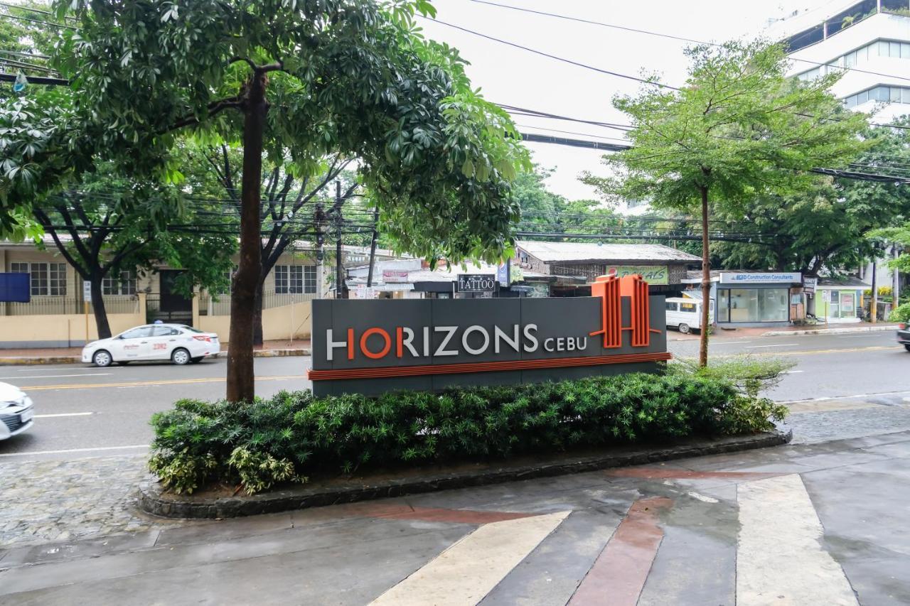 Ezeniel'S Place At Horizons 101 Condominium Cebu Stadt Exterior foto